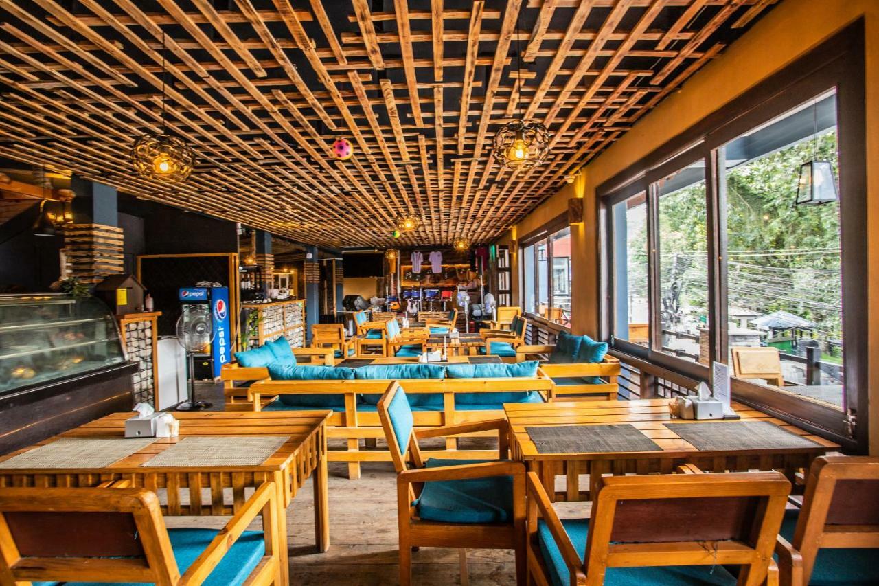 Hotel Snowland Pokhara Ngoại thất bức ảnh